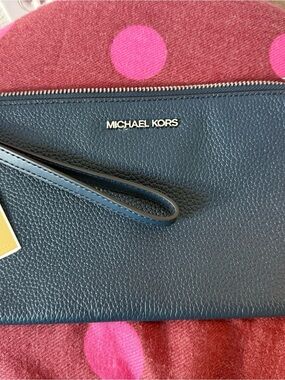 Michael Kors Navy Pebbled Leather Zip Wristlet with Strap